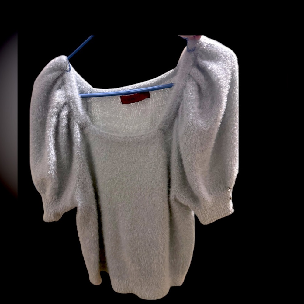 Women's Soft Gray Sweater